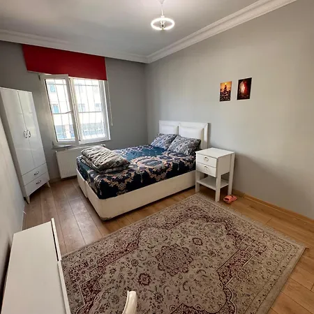 Transit 77 Rum i privatbostad Istanbul